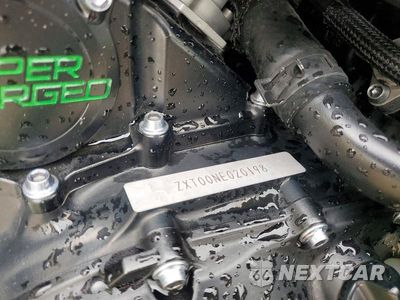 Zdjęcie 9 z 9 samochodu: 2022 KAWASAKI ZX1002 R VIN:JKBZXVR12NA000052 - miniatura