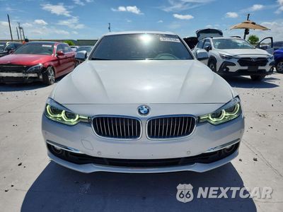 Piąte zdjęcie samochodu w środku: 2017 BMW 330E VIN:WBA8E1C30HA156770 - miniatura
