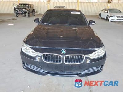 Piąte zdjęcie samochodu w środku: 2018 BMW 320 I VIN:WBA8E1G52JNU91572 - miniatura