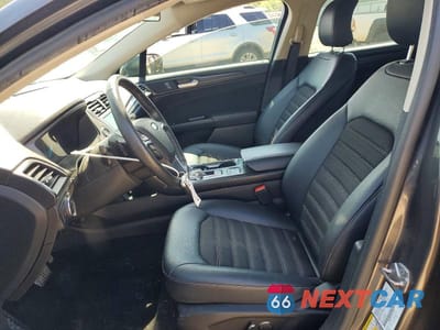Zdjęcie 7 z 12 samochodu: 2018 FORD FUSION SE VIN:3FA6P0HD3JR175024 - miniatura