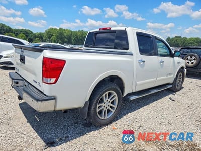 Trzecie zdjęcie samochodu z tyłu: 2015 NISSAN TITAN SL VIN:1N6BA0ED2FN506665 - miniatura