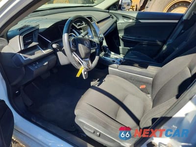 Zdjęcie 7 z 12 samochodu: 2019 HONDA CIVIC EX VIN:19XFC1F38KE201003 - miniatura