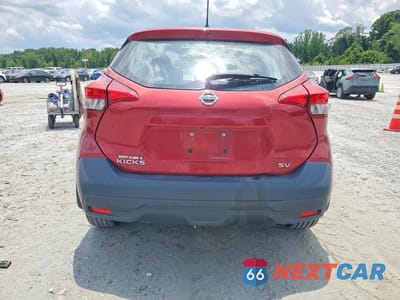 Zdjęcie 6 z 13 samochodu: 2018 NISSAN KICKS SV VIN:3N1CP5CU4JL505387 - miniatura