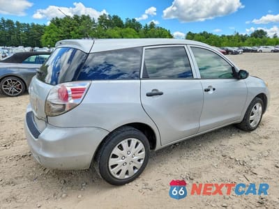 Trzecie zdjęcie samochodu z tyłu: 2006 TOYOTA COROLLA MATRIX XR VIN:2T1KR32E96C603228 - miniatura