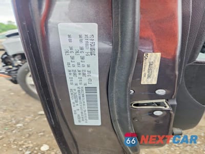 Zdjęcie 13 z 13 samochodu: 2016 JEEP COMPASS AL VIN:1C4NJDEB2GD733660 - miniatura