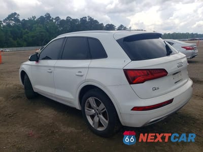 Drugie zdjęcie samochodu z przodu: 2018 AUDI Q5 PREMIUM VIN:WA1ANAFY8J2008565 - miniatura