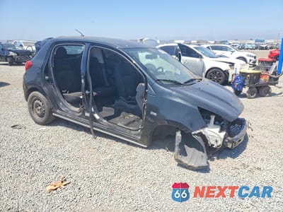 Czwarte zdjęcie samochodu z boku: 2017 MITSUBISHI MIRAGE SE VIN:ML32A4HJ5HH002692 - miniatura