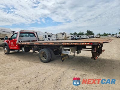Trzecie zdjęcie samochodu z tyłu: 2017 FORD F550 SUPER DUTY VIN:1FDUF5GY0HED72599 - miniatura