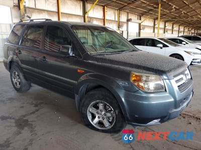 Czwarte zdjęcie samochodu z boku: 2006 HONDA PILOT EX VIN:5FNYF28536B001263 - miniatura