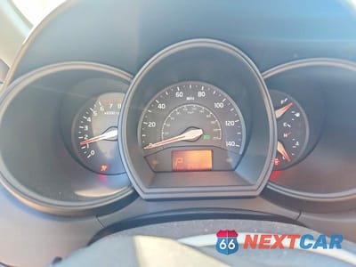 Zdjęcie 9 z 12 samochodu: 2014 KIA RIO LX VIN:KNADM5A33E6333998 - miniatura