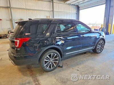 Trzecie zdjęcie samochodu z tyłu: 2016 FORD EXPLORER PLATINUM VIN:1FM5K8HT3GGC71824 - miniatura