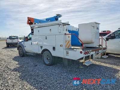 Trzecie zdjęcie samochodu z tyłu: 2011 FORD F550 SUPER DUTY BUCKET TRUCK VIN:1FDUF5HT4BEC26412 - miniatura
