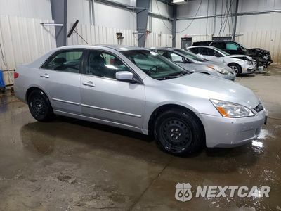 Czwarte zdjęcie samochodu z boku: 2005 HONDA ACCORD EX VIN:1HGCM56755A140180 - miniatura