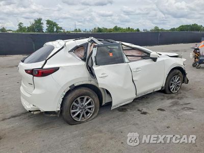 Trzecie zdjęcie samochodu z tyłu: 2022 MAZDA CX-5 PREFERRED VIN:JM3KFBCM8N0561577 - miniatura