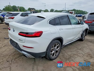 Trzecie zdjęcie samochodu z tyłu: 2024 BMW X4 XDRIVE30I VIN:5UX33DT03R9V02239 - miniatura