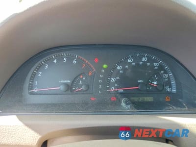 Zdjęcie 9 z 12 samochodu: 2003 TOYOTA CAMRY LE VIN:4T1BE32K83U154894 - miniatura