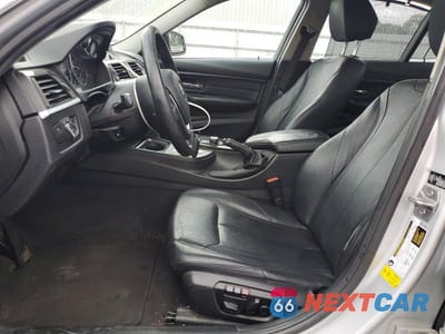 Zdjęcie 7 z 12 samochodu: 2013 BMW 328 I VIN:WBA3A5C55DF359617 - miniatura