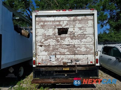 Zdjęcie 6 z 13 samochodu: 2013 FORD ECONOLINE E350 SUPER DUTY CUTAWAY VAN VIN:1FDWE3FL0DDA05708 - miniatura