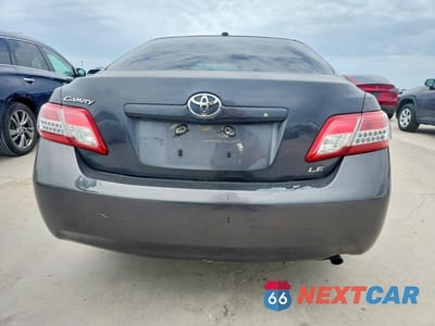 Zdjęcie 6 z 12 samochodu: 2011 TOYOTA CAMRY LE VIN:4T1BF3EK2BU610332 - miniatura