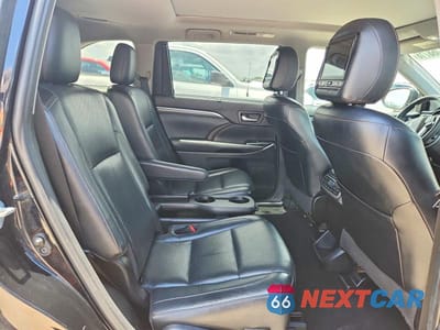 Zdjęcie 11 z 13 samochodu: 2019 TOYOTA HIGHLANDER HYBRID LIMITED PLATINUM VIN:5TDDGRFH3KS054746 - miniatura