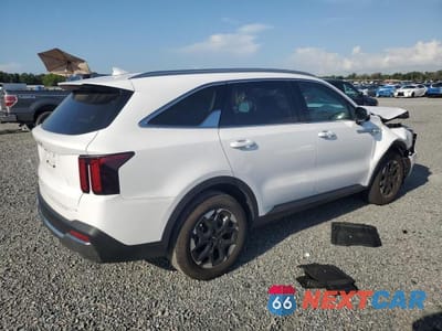 Trzecie zdjęcie samochodu z tyłu: 2025 KIA SORENTO S VIN:5XYRL4JC5SG309328 - miniatura
