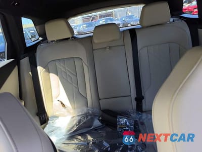 Zdjęcie 10 z 15 samochodu: 2026 BMW X3 30 XDRIVE VIN:5UX53GP06T9195001 - miniatura