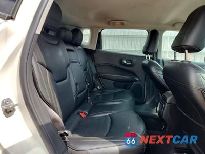 Zdjęcie 11 z 13 samochodu: 2019 JEEP COMPASS LIMITED VIN:3C4NJDCB6KT791860 - miniatura
