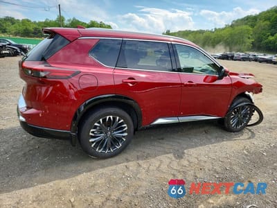 Trzecie zdjęcie samochodu z tyłu: 2025 NISSAN ROGUE PLATINUM AWD VIN:JN8BT3DDXSW472340 - miniatura