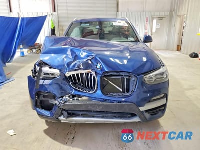 Piąte zdjęcie samochodu w środku: 2018 BMW X3 XDRIVE30I VIN:5UXTR9C55JLD74149 - miniatura