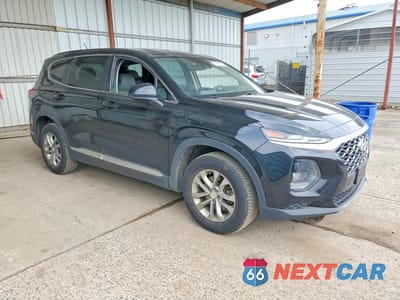 Czwarte zdjęcie samochodu z boku: 2020 HYUNDAI SANTA FE SE VIN:5NMS2CAD3LH193044 - miniatura