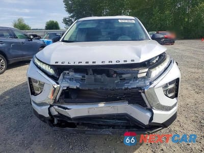 Piąte zdjęcie samochodu w środku: 2023 MITSUBISHI ECLIPSE CROSS LE VIN:JA4ATVAA3PZ037608 - miniatura