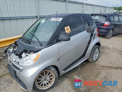 2014 SMART FORTWO WMEEJ9AA7EK736218 - główne zdjęcie licytacji z USA - miniatura