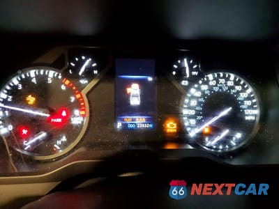 Zdjęcie 9 z 12 samochodu: 2025 TOYOTA TUNDRA SR5 VIN:5TFLA5DB8SX261664 - miniatura
