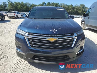 Piąte zdjęcie samochodu w środku: 2023 CHEVROLET TRAVERSE LT VIN:1GNERGKW0PJ154578 - miniatura