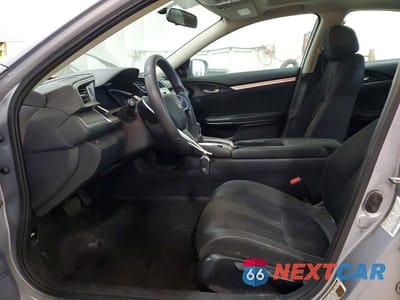 Zdjęcie 7 z 12 samochodu: 2018 HONDA CIVIC EX VIN:19XFC2F72JE205782 - miniatura