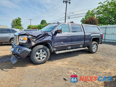 2016 GMC SIERRA K2500 DENALI 1GT12UE82GF175944 - główne zdjęcie licytacji z USA - miniatura