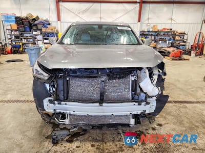 Piąte zdjęcie samochodu w środku: 2021 BUICK ENCLAVE ESSENCE VIN:5GAEVAKW1MJ246670 - miniatura