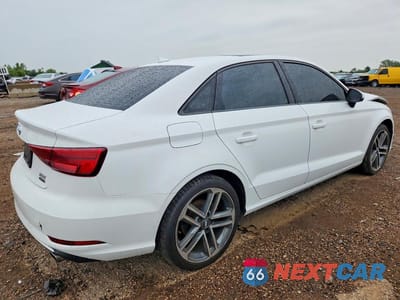 Trzecie zdjęcie samochodu z tyłu: 2018 AUDI A3 VIN:WAUB8GFF5J1022834 - miniatura