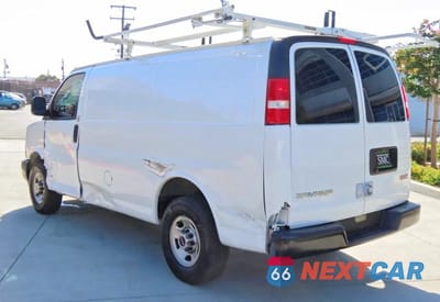 Czwarte zdjęcie samochodu z boku: 2020 GMC SAVANA G2500 VIN:1GTW7AFP9L1129384 - miniatura