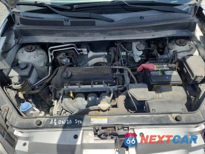 Zdjęcie 11 z 12 samochodu: 2011 KIA SOUL BASE VIN:KNDJT2A19B7721166 - miniatura