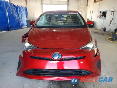 Piąte zdjęcie samochodu w środku: 2017 TOYOTA PRIUS TWO VIN:JTDKBRFU8H3560926 - miniatura