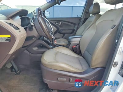 Zdjęcie 7 z 13 samochodu: 2015 HYUNDAI TUCSON SE VIN:KM8JU3AG6FU087664 - miniatura