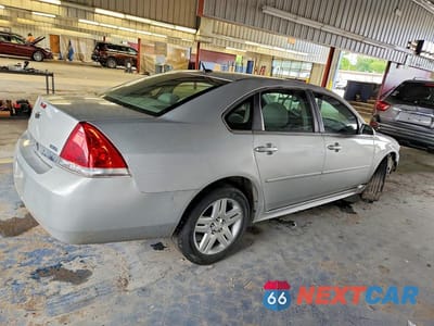 Trzecie zdjęcie samochodu z tyłu: 2010 CHEVROLET IMPALA LT VIN:2G1WB5EK5A1186290 - miniatura