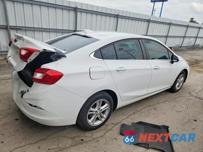 Trzecie zdjęcie samochodu z tyłu: 2017 CHEVROLET CRUZE LT VIN:1G1BE5SM6H7244674 - miniatura