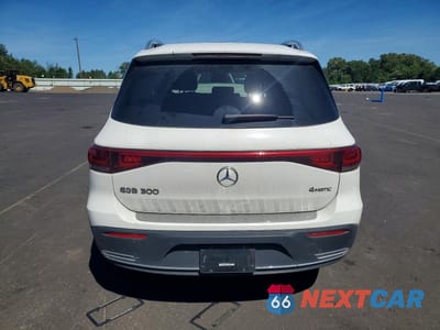 Zdjęcie 6 z 12 samochodu: 2023 MERCEDES-BENZ EQB 300 4MATIC VIN:W1N9M0KB9PN043347 - miniatura