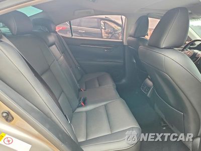 Zdjęcie 10 z 12 samochodu: 2016 LEXUS ES 350 VIN:JTHBK1GG5G2214281 - miniatura