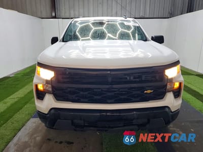 Piąte zdjęcie samochodu w środku: 2023 CHEVROLET SILVERADO C1500 VIN:3GCNAAEK7PG363856 - miniatura