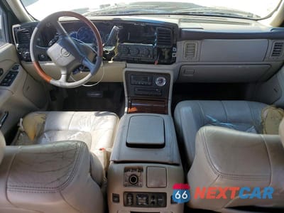 Zdjęcie 8 z 13 samochodu: 2002 CADILLAC ESCALADE LUXURY VIN:1GYEK63N22R111748 - miniatura