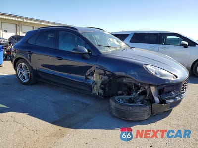 Czwarte zdjęcie samochodu z boku: 2015 PORSCHE MACAN S VIN:WP1AB2A51FLB63623 - miniatura