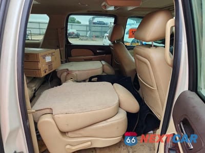 Zdjęcie 11 z 13 samochodu: 2012 GMC YUKON XL DENALI VIN:1GKS2MEF3CR107460 - miniatura